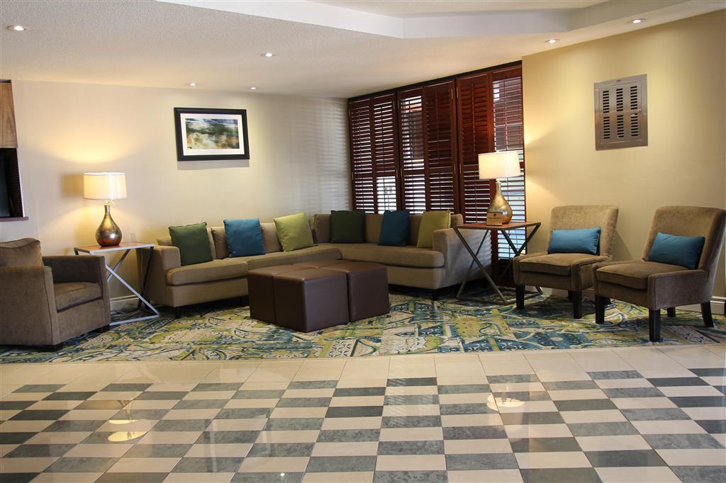 Quality Inn & Suites Brampton Exterior photo